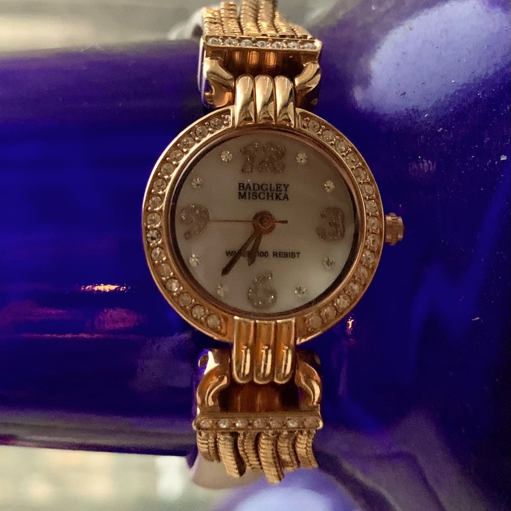 💛Badgley Mischka rose gold watch w/leather strap